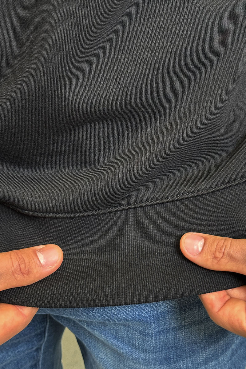 Emporio Armani EA7 Чёрный свитшот logo embroidery