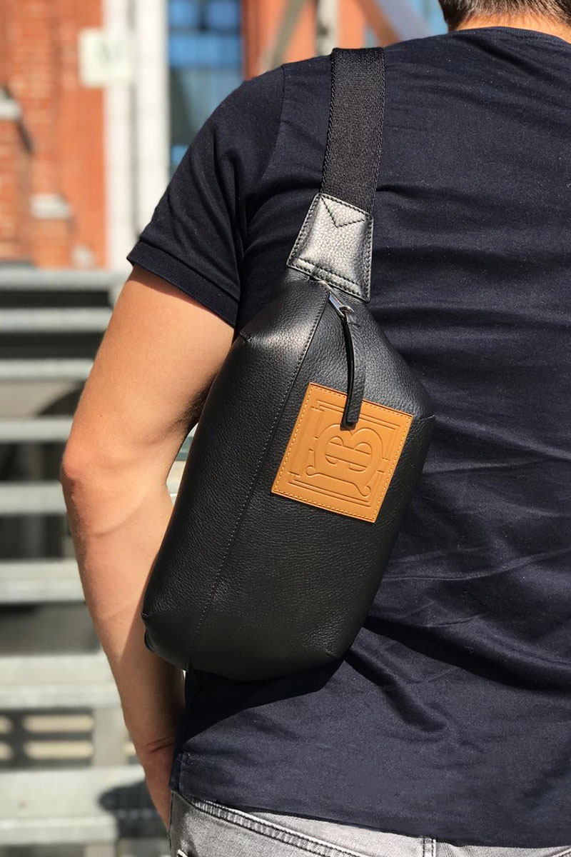 Burberry Кожаная сумка на пояс 30x17 см*
