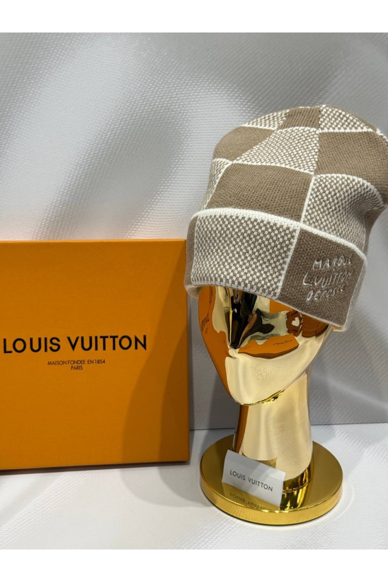 Lоuis Vuittоn Шапка logo-embroidered - Beige