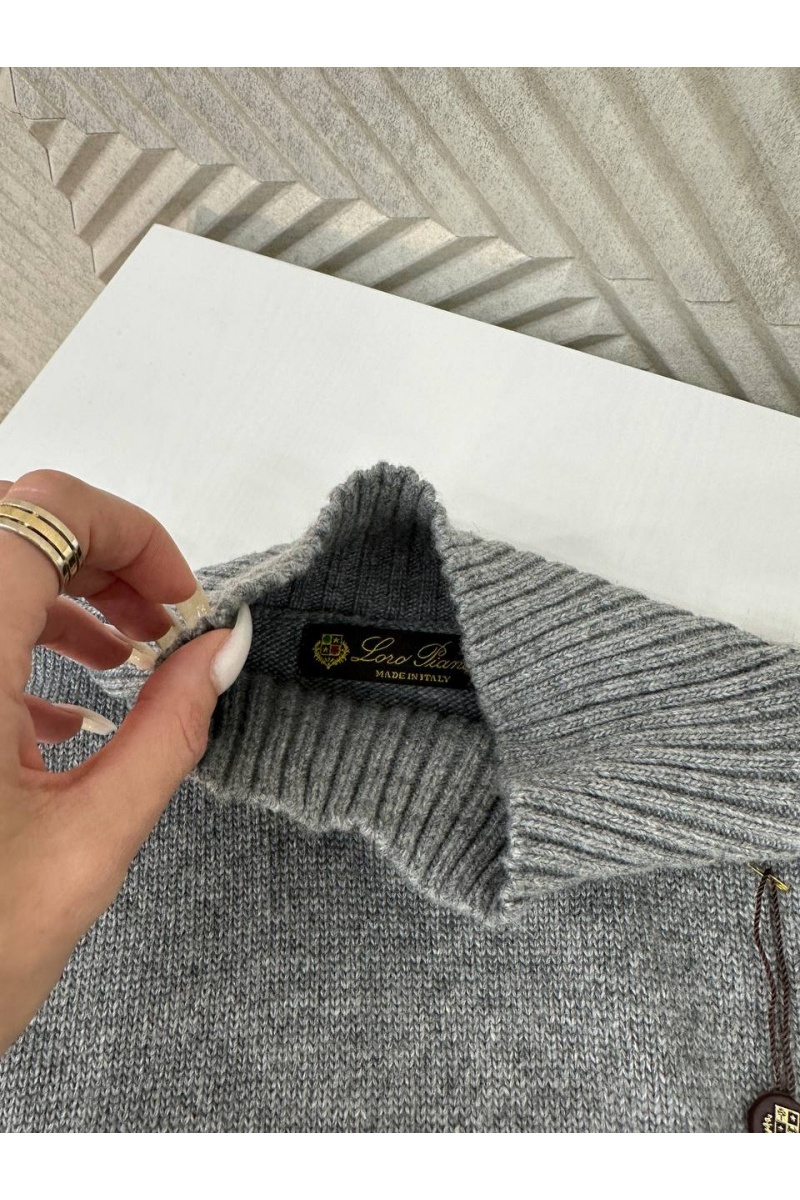 Loro Piana Женский серый костюм Premium