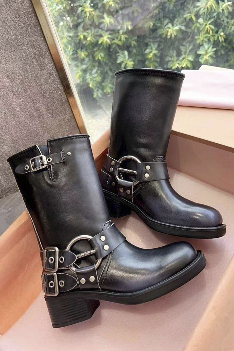 MIU MIU Женские кожаные сапоги Ankle Premium