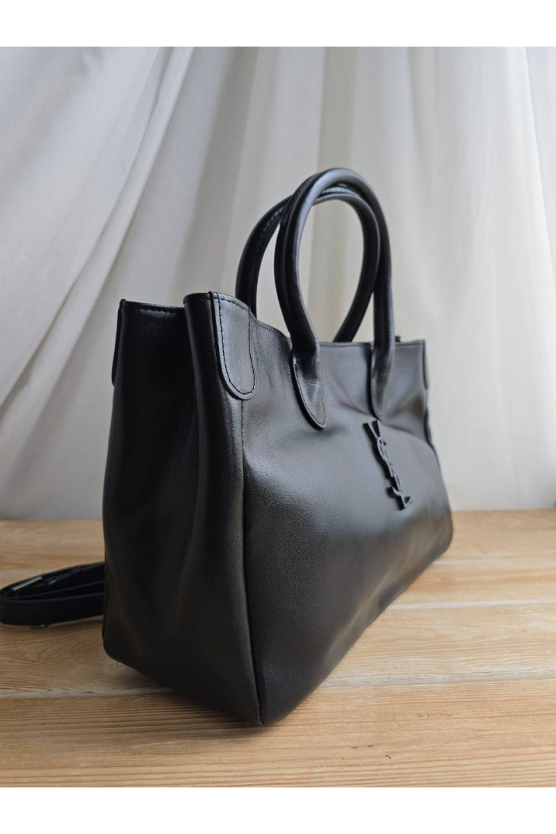 Yves Saint Laurent Кожаная сумка 39x23 см