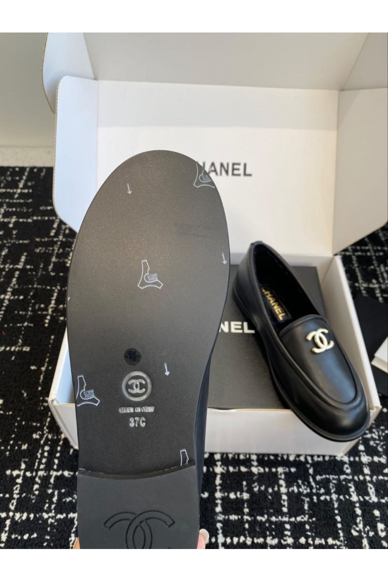 Chаnеl Женские кожаные лоферы с мехом Premium - Black