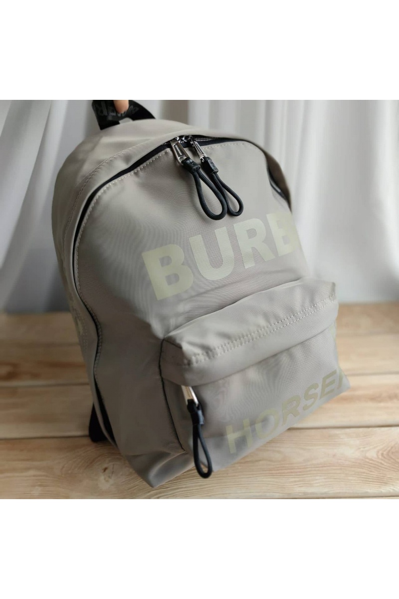 Burberry Нейлоновый рюкзак Horseferry logo 40x30 см