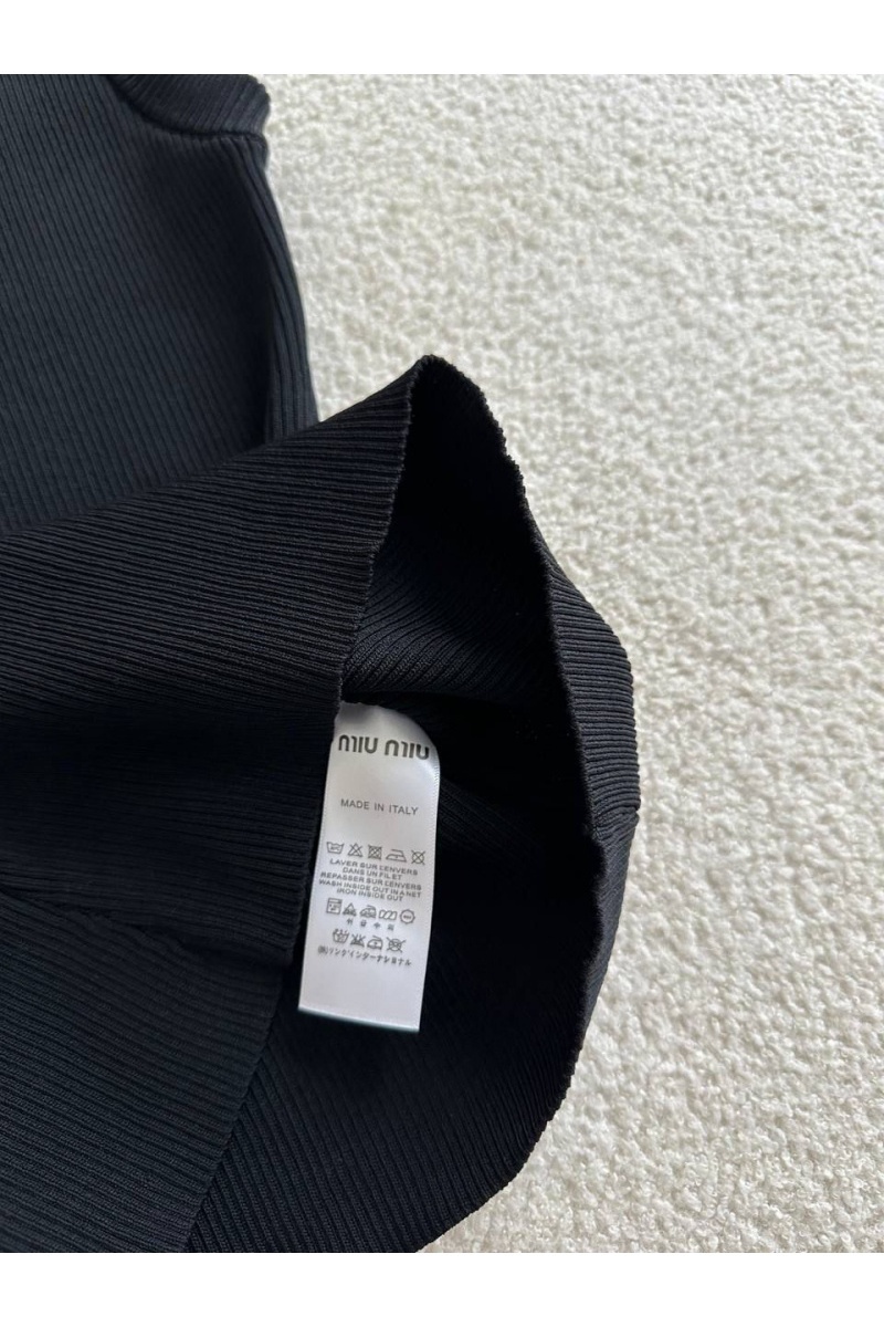 MIU MIU Женская майка MIU MIU чёрного цвета