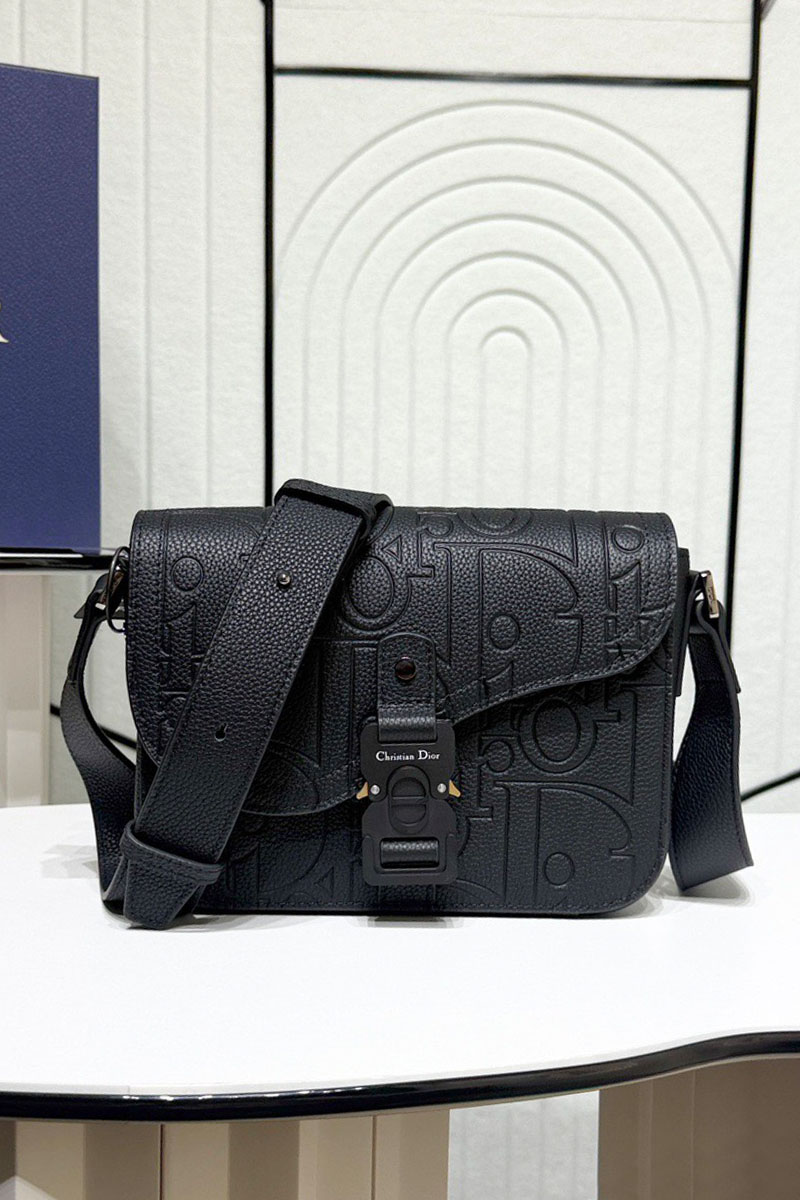 Dior Кожаная сумка Saddle Messenger Premium 23x17.5x6 см