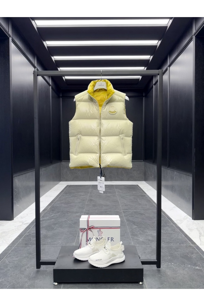 Moncler Мужской бежевый жилет Lipsi