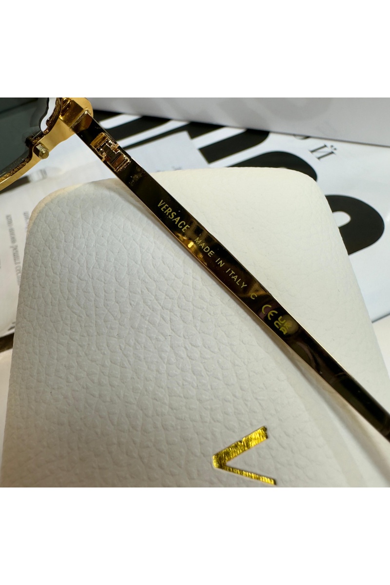 Versace Солнцезащитные очки Glam Medusa