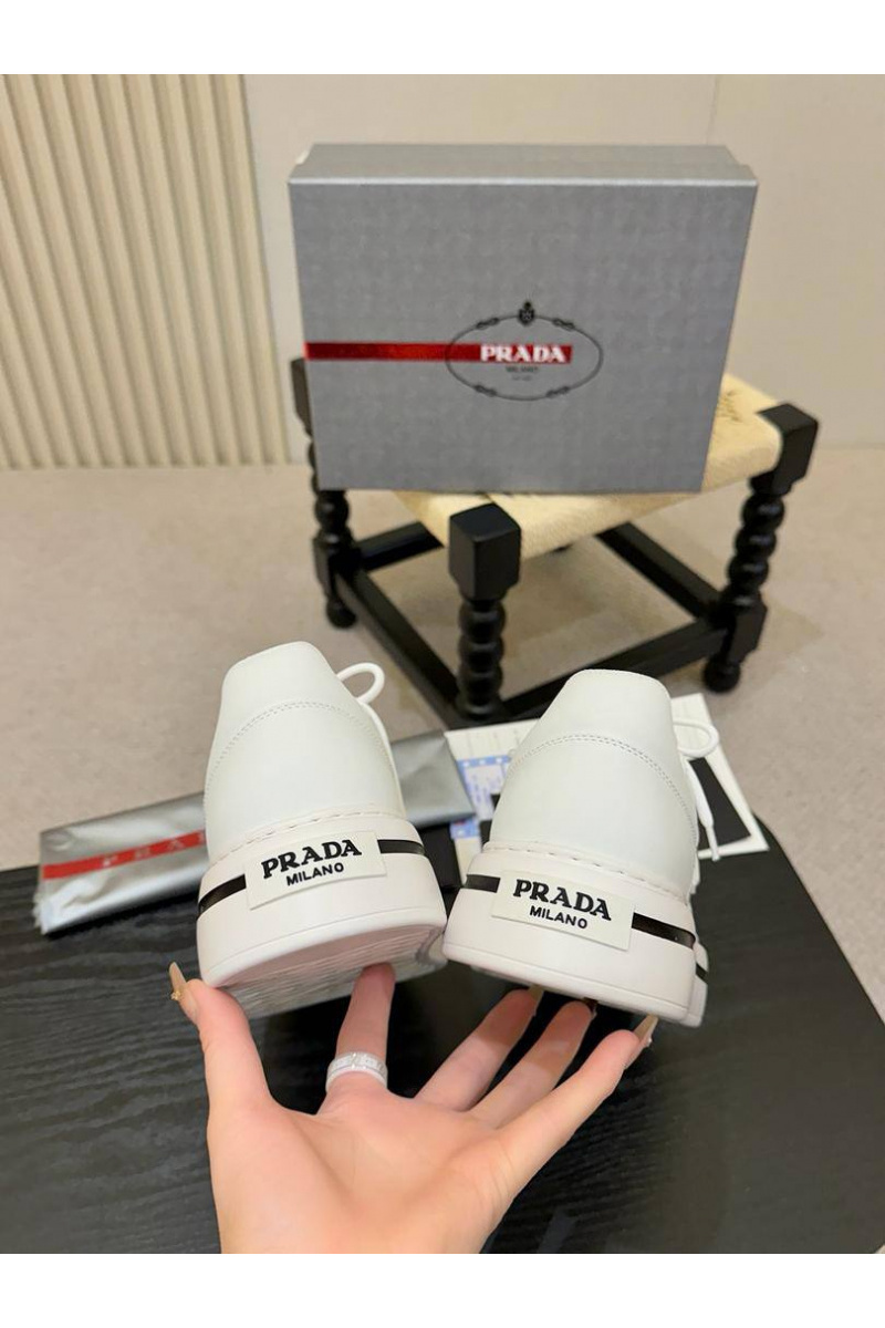 Prada Комбинированные кроссовки logo-plaque - White