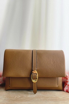 Кожаная сумка Coccinelle Dorian 24x16 см