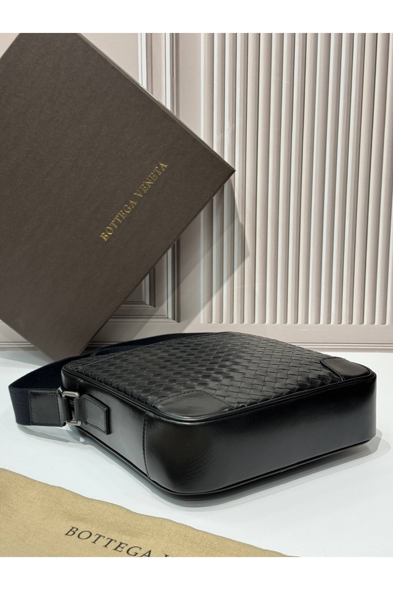 BV Кожаная сумка Intreccio premium 27x24x7 см