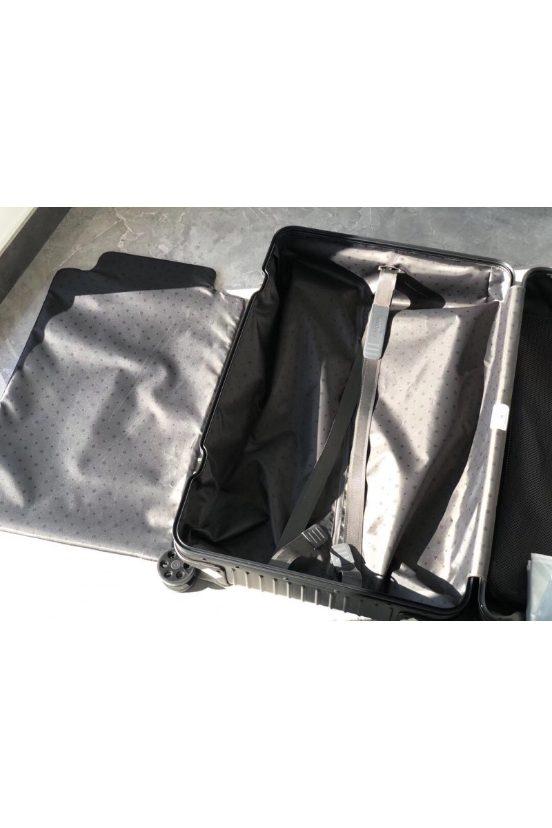 Rimowa Чемодан Aluminum L Premium 76x50x27 см