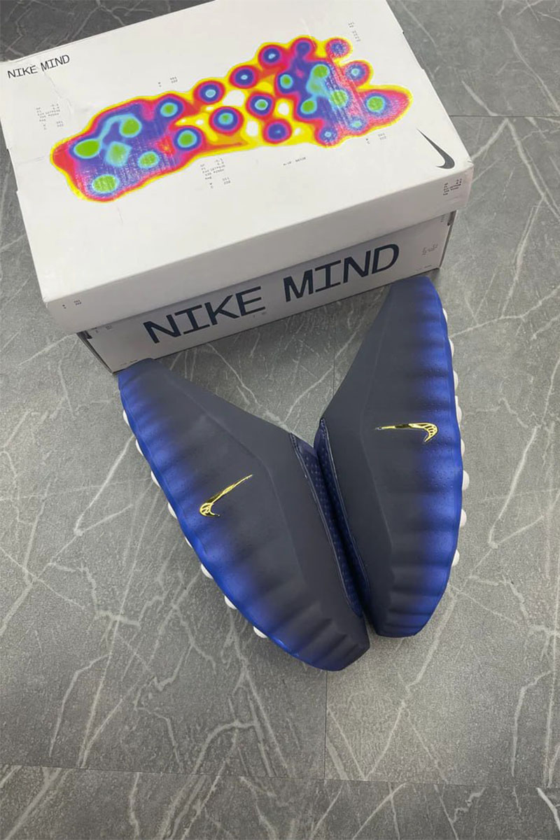 Nike Слайды Mind 001 - Blackened Blue Game Royal
