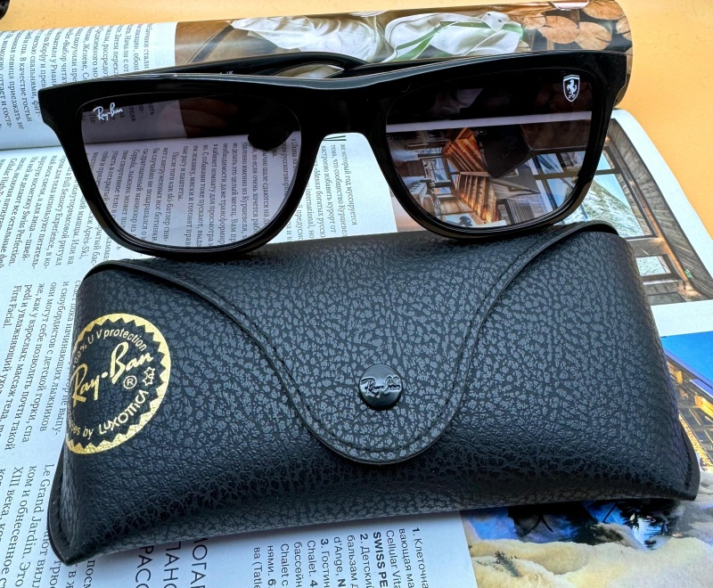 Ray-Ban Солнцезащитные очки Scuderia Ferrari - Black