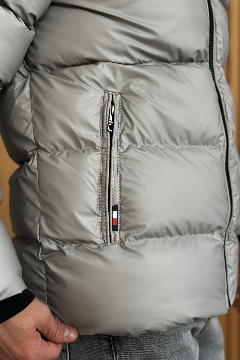 Tommy Hilfiger Мужская куртка logo-patch - Grey