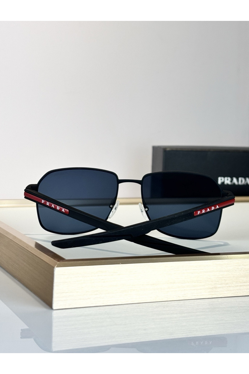 Prada Солнцезащитные очки Linea Rossa