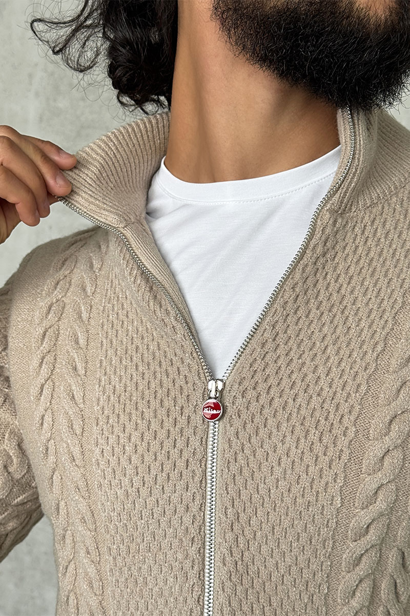 Kiton Мужской свитер бежевого цвета 