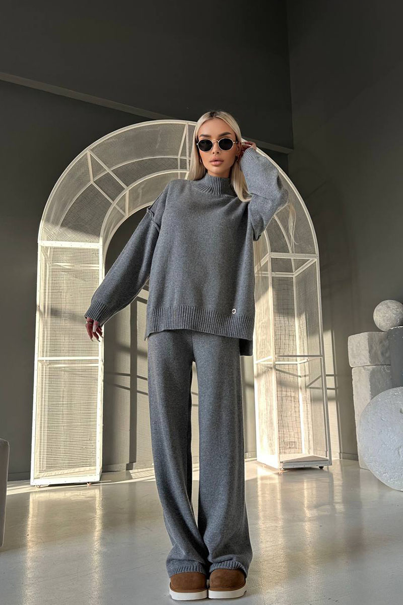 Loro Piana Женский серый костюм Premium