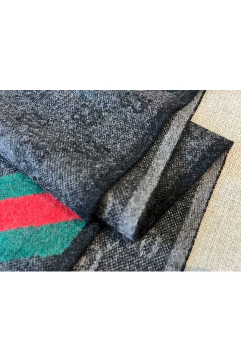 Gucci Шарф GG premium 190x37 см