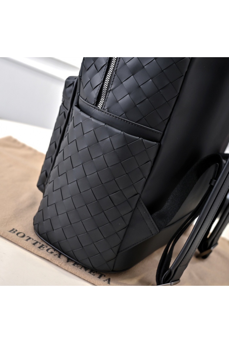 Bottega Veneta Кожаный рюкзак Premium 43x33x15 см