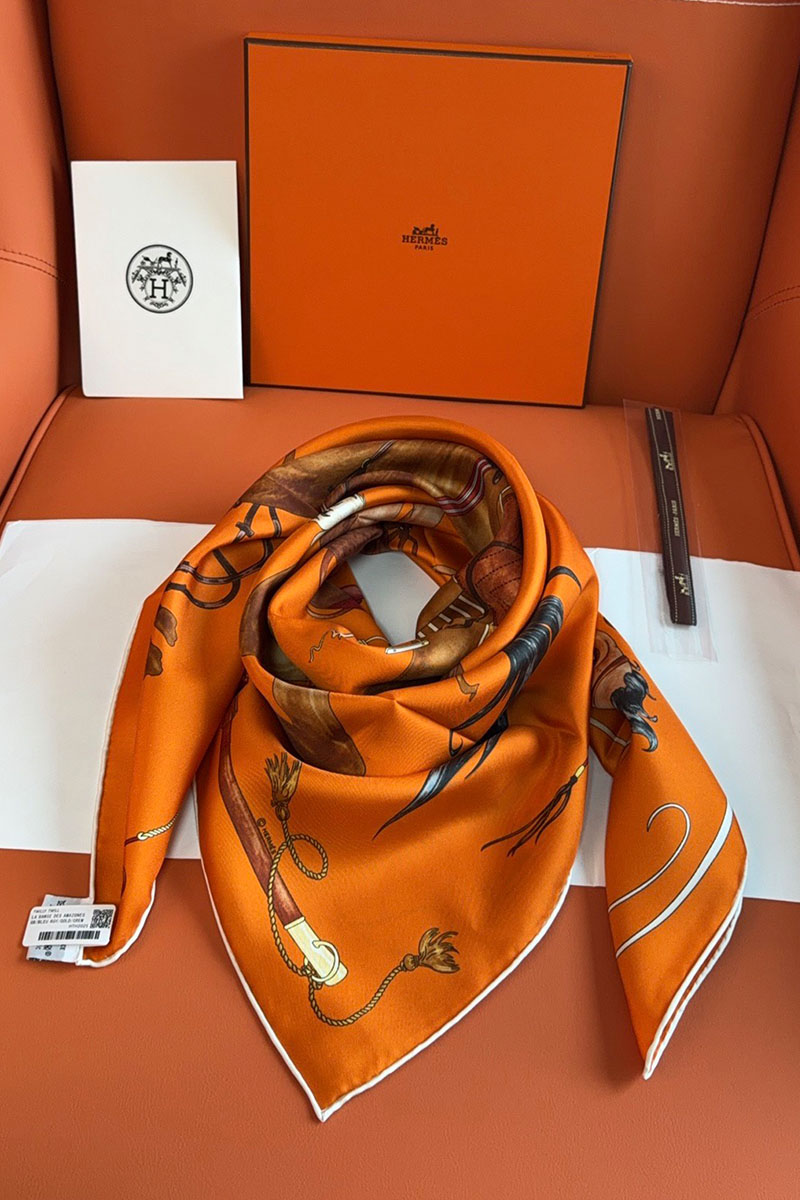 Hermes Платок Grand Galop premium 88x88 см