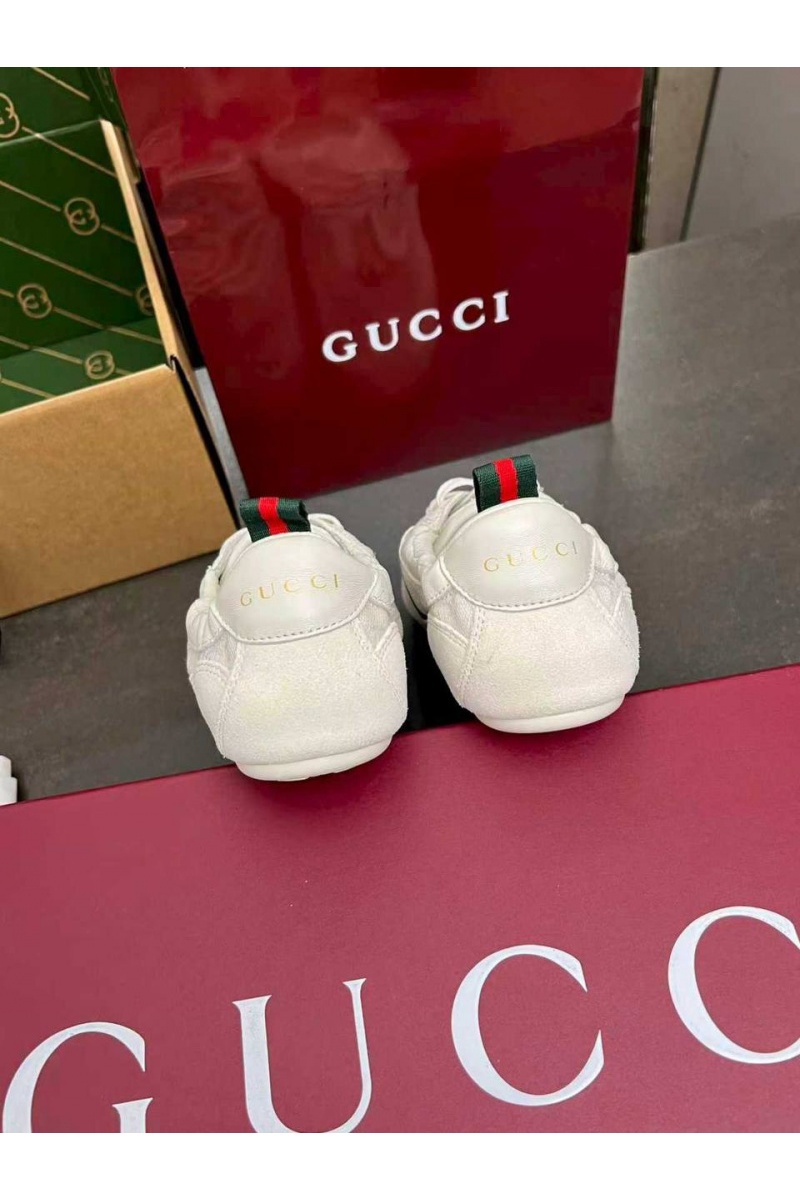 Gucci Женские кроссовки GG Shift premium