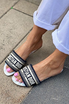 Женские шлепанцы Dway Slide Embroidered Cotton