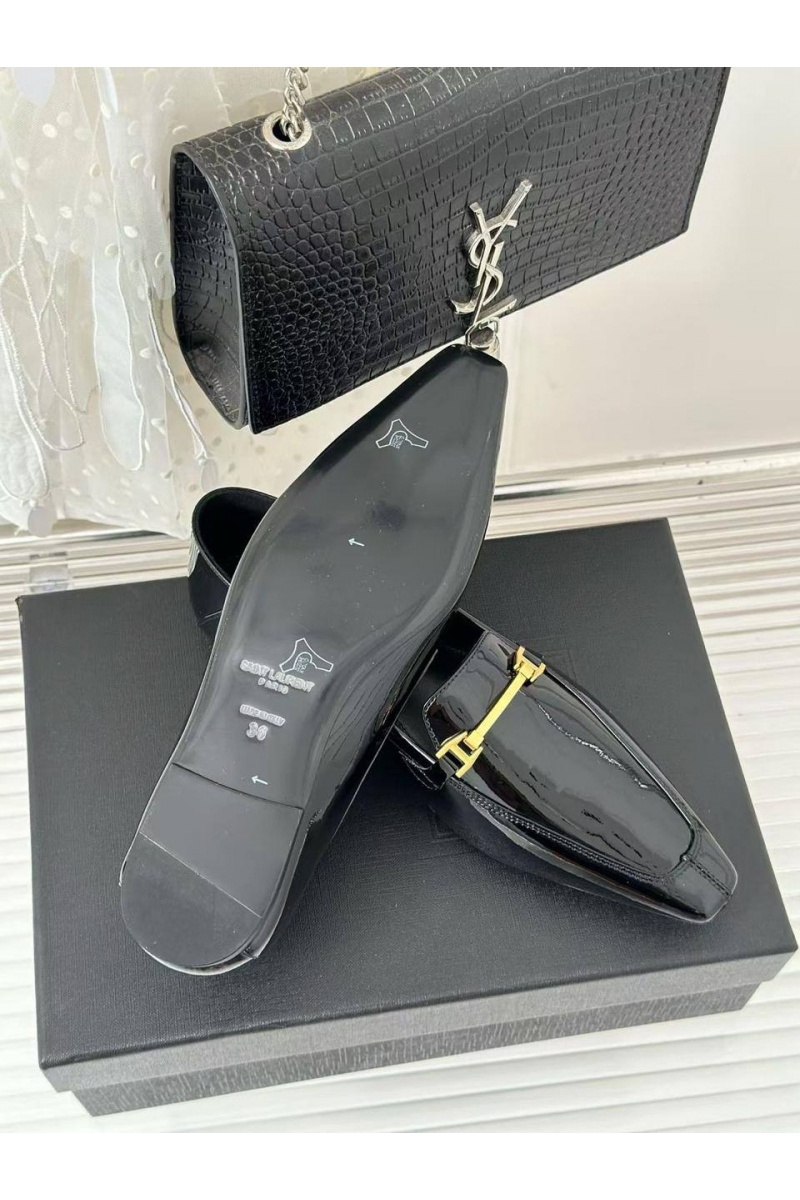 Yves Saint Laurent Женские кожаные лоферы чёрного цвета premium