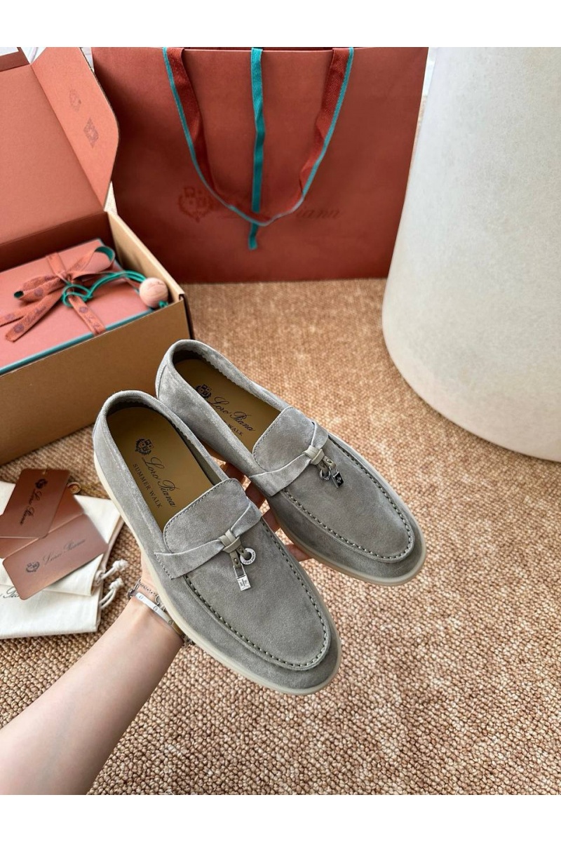 Loro Piana Женские замшевые лоферы Summer Charms Walk premium