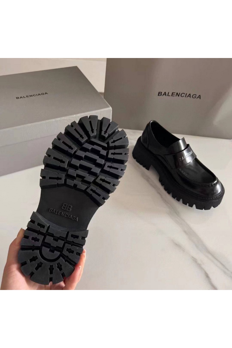 Balenciaga Женские чёрные кожаные лоферы Premium