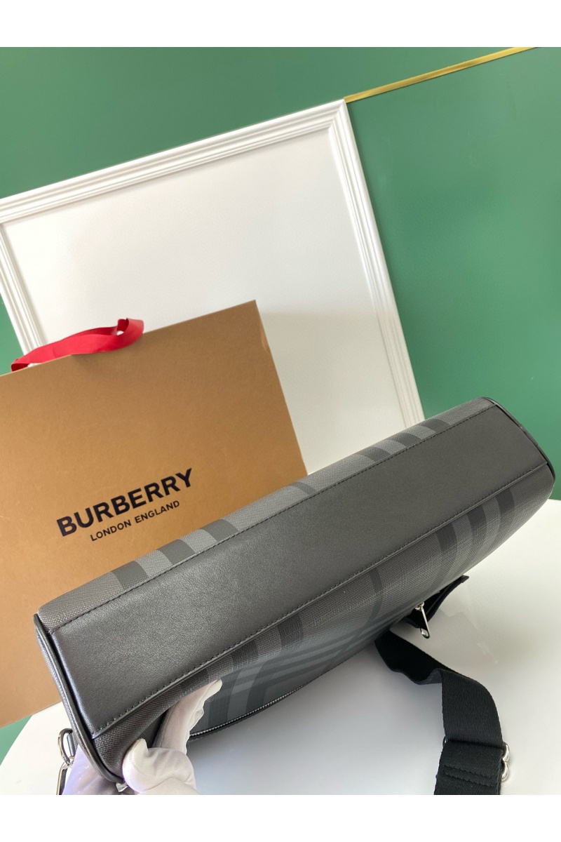 Burberry Кожаный портфель Premium 38x26x5.5 см