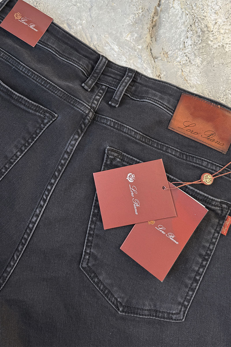 Loro Piana Мужские джинсы чёрного цвета 