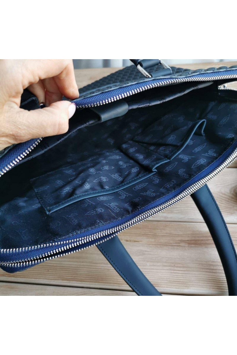 Gucci Кожаная сумка GG Supreme briefcase 38х28 см