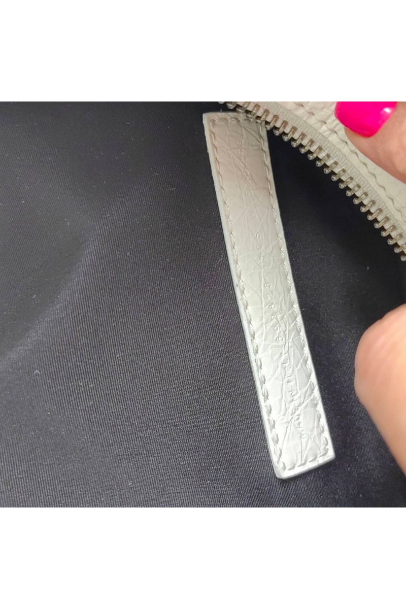 Balenciaga Женская сумка Balenciaga Raver 30x19 см - White