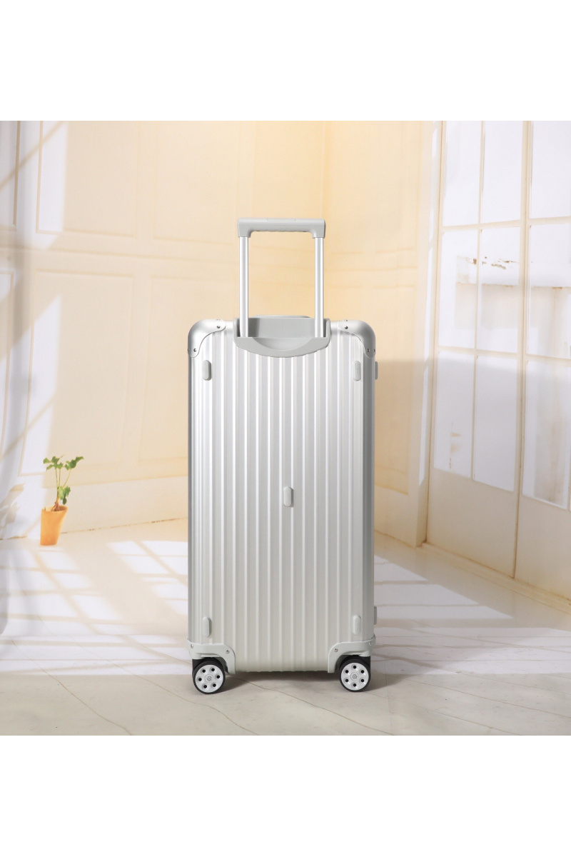Rimowa Чемодан Aluminum Trunk Premium 77x42x36 см