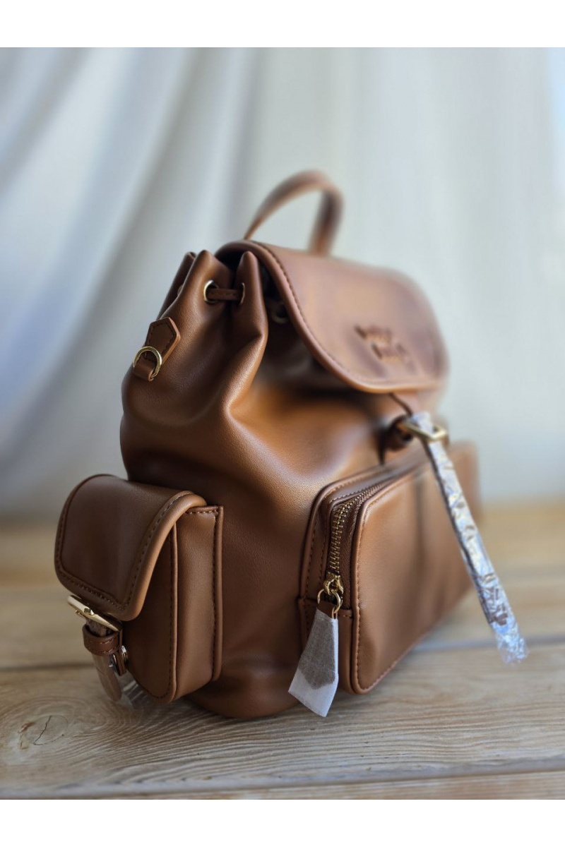 MIU MIU Кожаный рюкзак 30x25 см - Brown