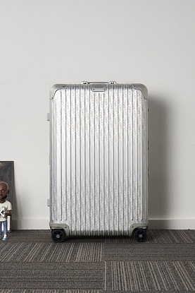 Чемодан Aluminum L Premium 79x48x27 см