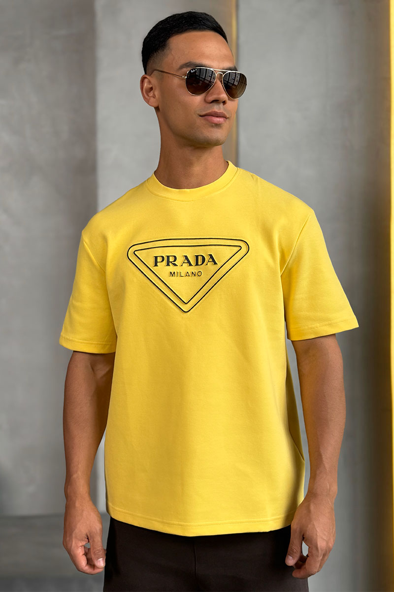 Prada Жёлтая оверсайз футболка Milano logo
