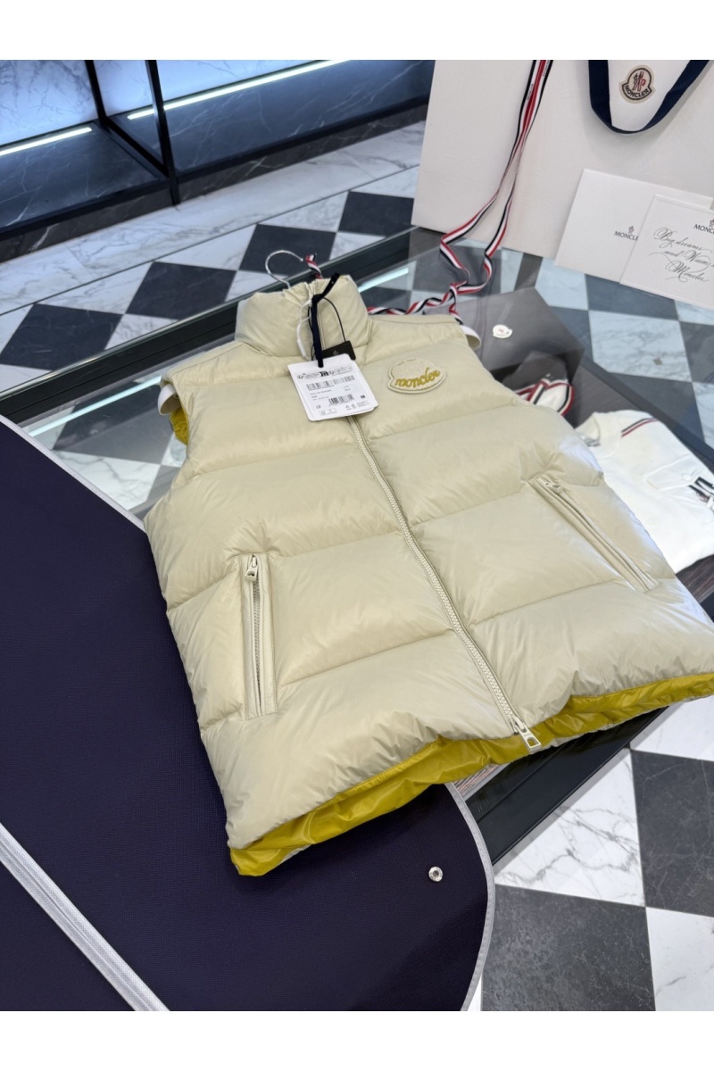 Moncler Мужской бежевый жилет Lipsi