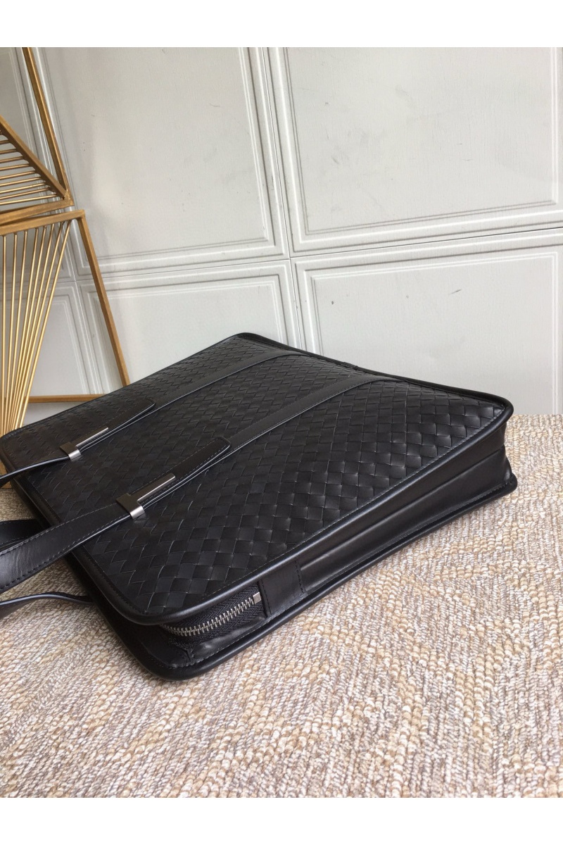 Bottega Veneta Кожаный портфель Premium 40x31x6 см